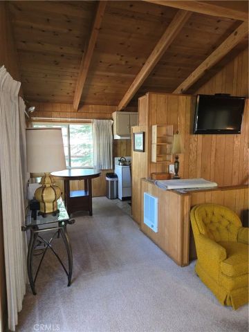 32124 Hunsaker, Running Springs, CA 92382