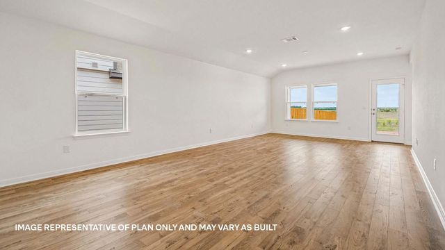 191 Mustang Lake CIR, Buda, TX 78610