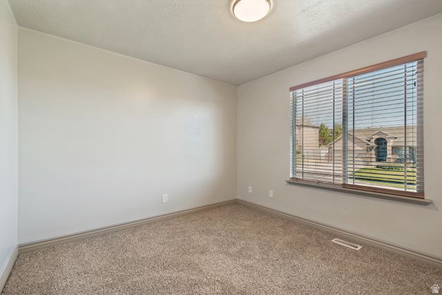 5669 W LUGANO DR, West Jordan, UT 84084