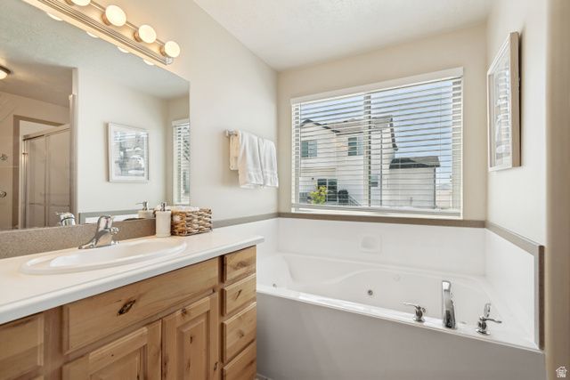 5669 W LUGANO DR, West Jordan, UT 84084