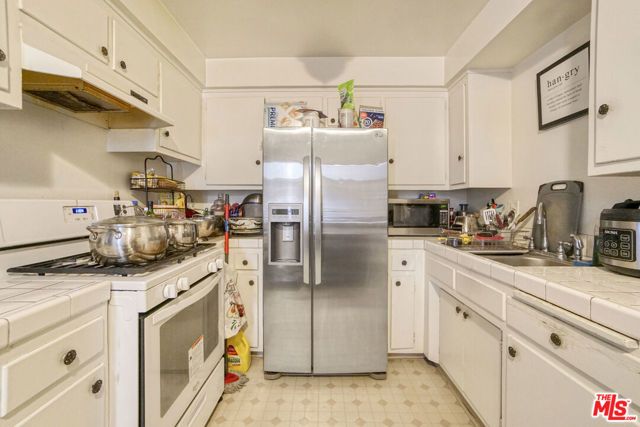 11646 Birch Avenue, Hawthorne, CA 90250