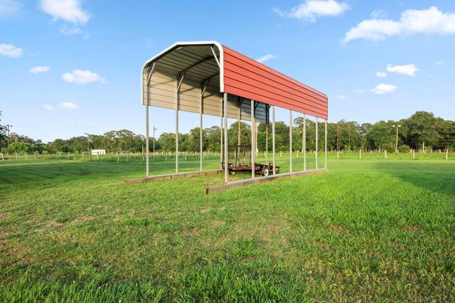 19245 Fm 442 Road, Boling, TX 77420