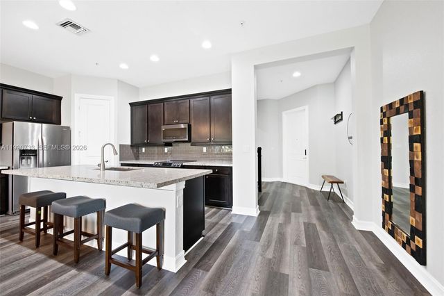 11724 SW 13th Ln, Pembroke Pines, FL 33025