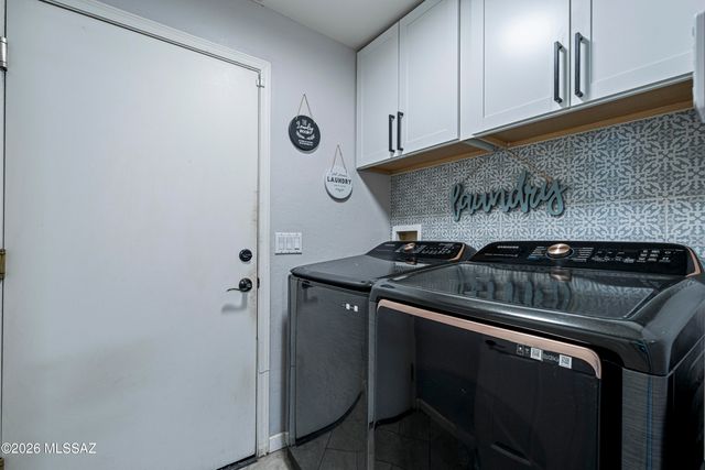 6984 W Tacna Drive, Tucson, AZ 85743