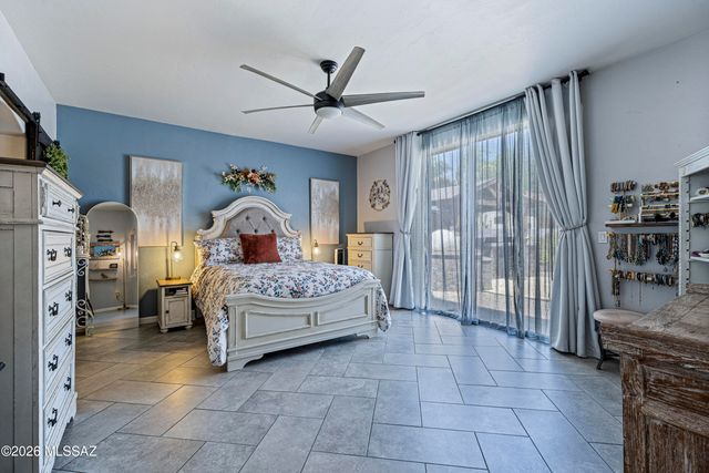 6984 W Tacna Drive, Tucson, AZ 85743
