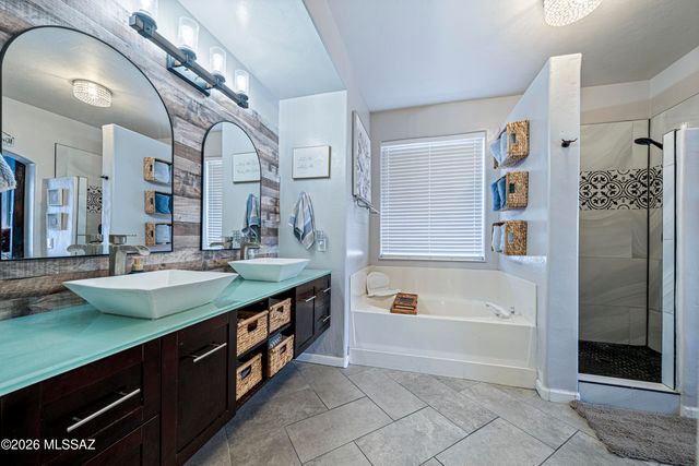 6984 W Tacna Drive, Tucson, AZ 85743