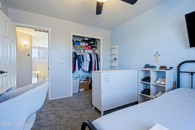 6984 W Tacna Drive, Tucson, AZ 85743