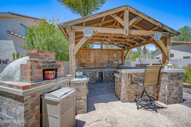 6984 W Tacna Drive, Tucson, AZ 85743