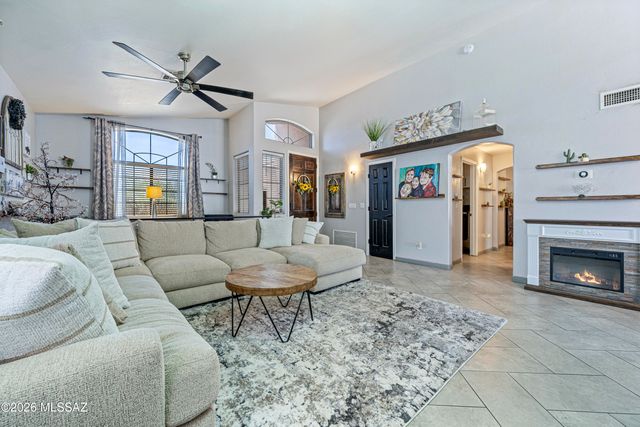 6984 W Tacna Drive, Tucson, AZ 85743