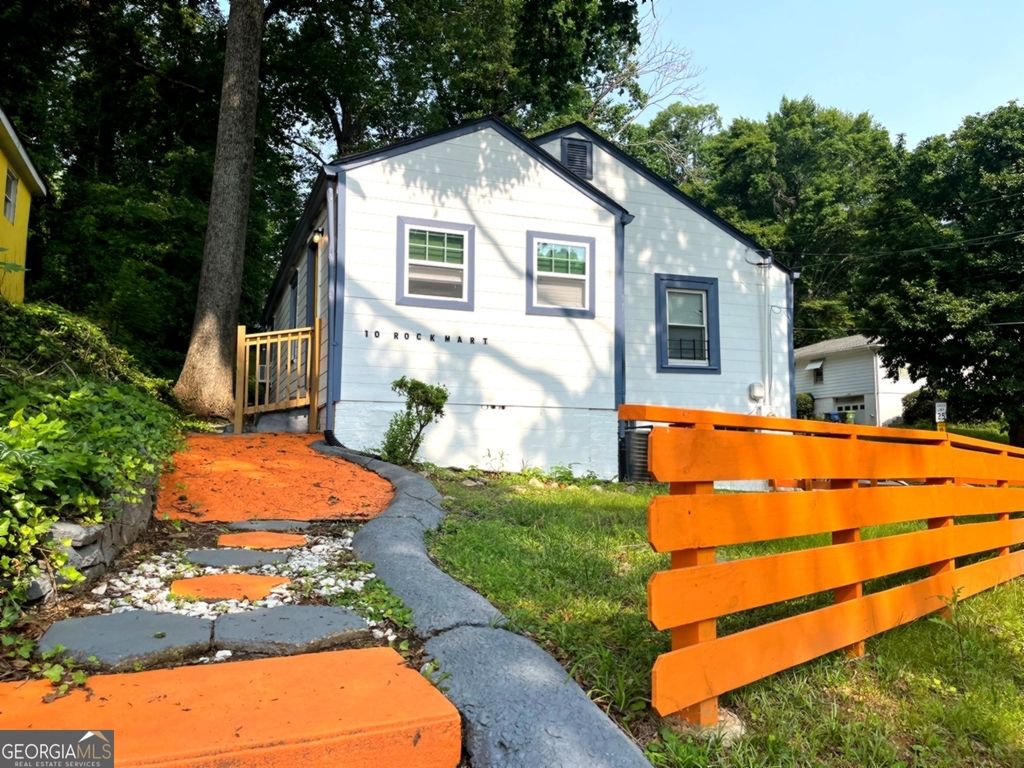 10 Rockmart Drive NW, Atlanta, GA 30314