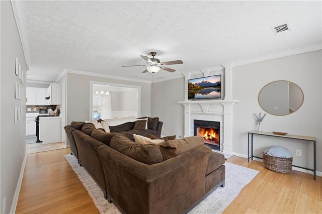 5424 Princeton Oaks Lane, Sugar Hill, GA 30518