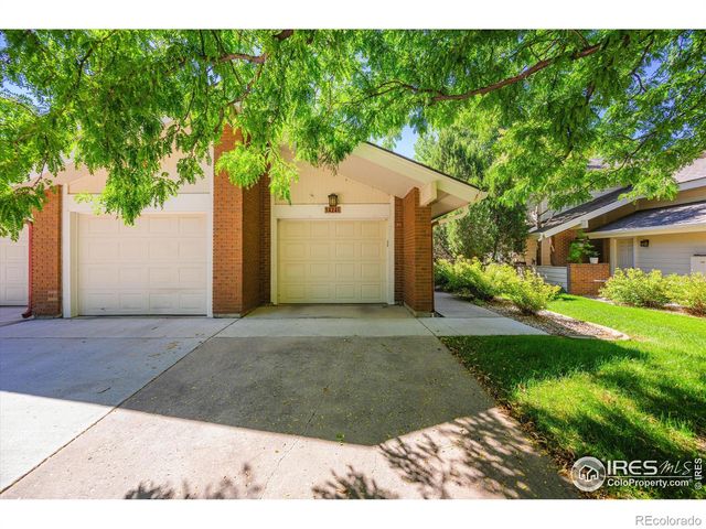 1424 Front Nine Drive E, Fort Collins, CO 80525