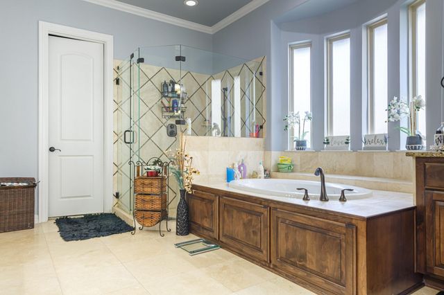 8311 Caroline Ridge Drive, Humble, TX 77396