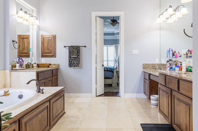 8311 Caroline Ridge Drive, Humble, TX 77396