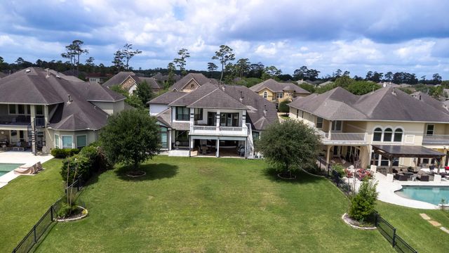 8311 Caroline Ridge Drive, Humble, TX 77396