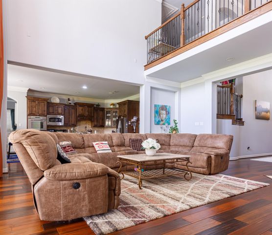 8311 Caroline Ridge Drive, Humble, TX 77396
