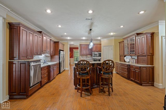 343 County Road 428, Jonesboro, AR 72404