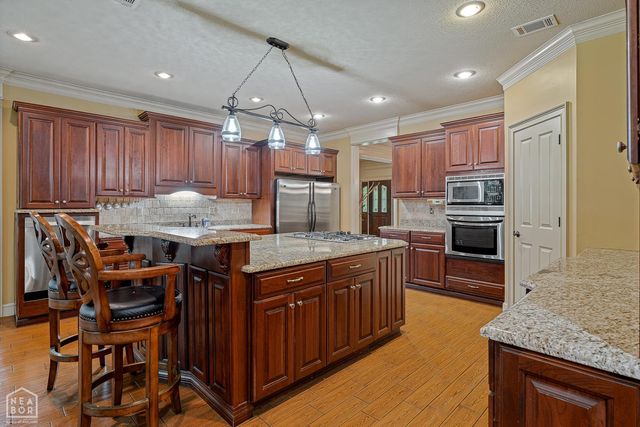 343 County Road 428, Jonesboro, AR 72404