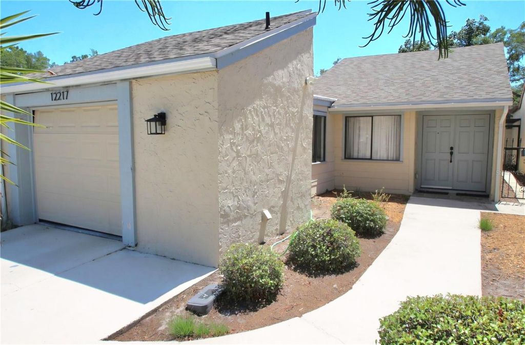 12217 SADDLE STRAP ROW, Hudson, FL 34667