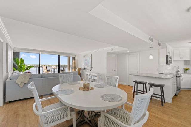 130 Lakeshore Drive 923, North Palm Beach, FL 33408