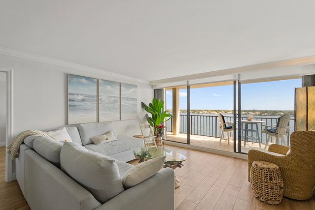 130 Lakeshore Drive 923, North Palm Beach, FL 33408