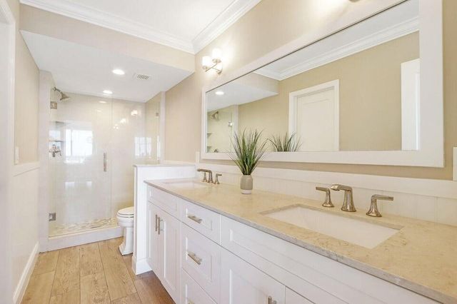 130 Lakeshore Drive 923, North Palm Beach, FL 33408