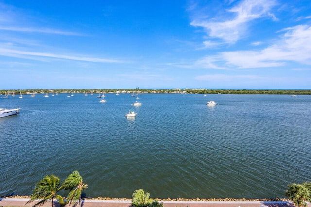 130 Lakeshore Drive 923, North Palm Beach, FL 33408