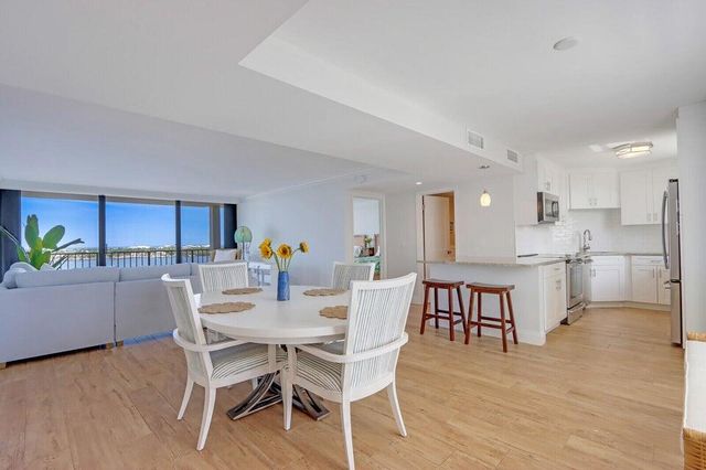 130 Lakeshore Drive 923, North Palm Beach, FL 33408