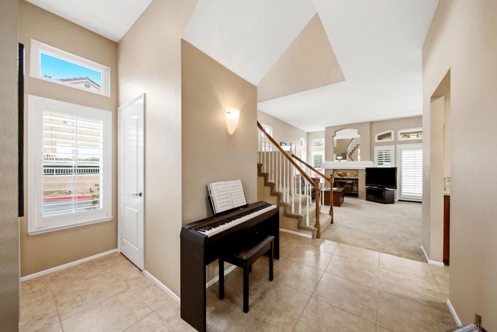 11210 1/2 Portobelo Dr, San Diego, CA 92124 — photo 2