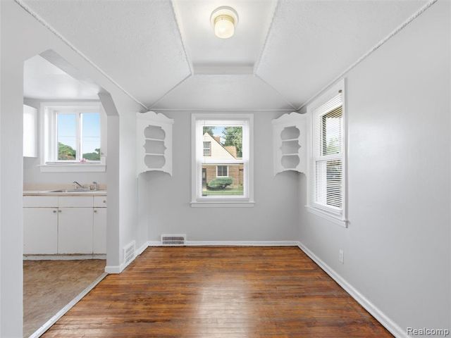 10055 Marlowe Street, Detroit, MI 48227