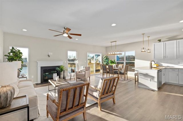 308 Osprey Court, Lake St Louis, MO 63367