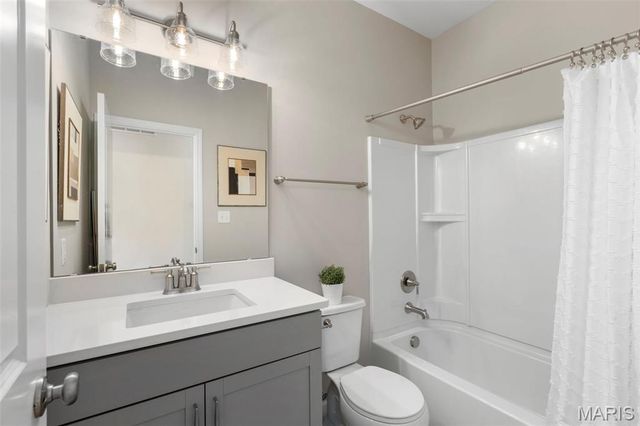 308 Osprey Court, Lake St Louis, MO 63367