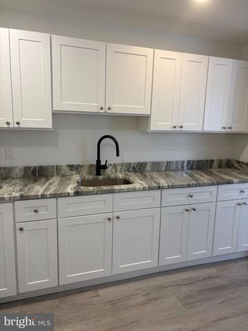 4926 W THOMPSON ST, Philadelphia, PA 19131