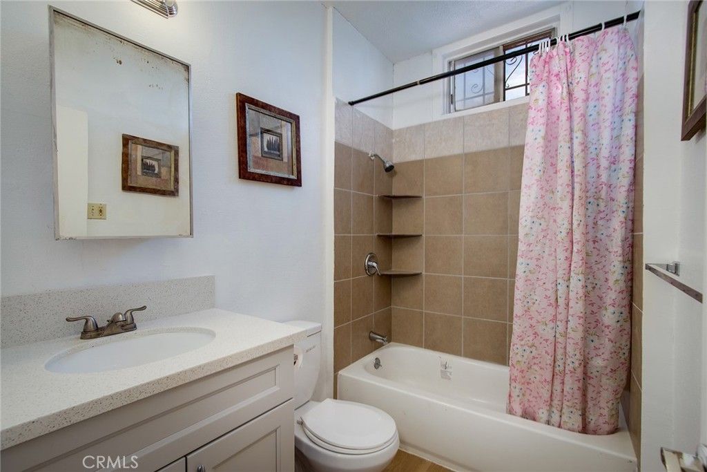 Image 18 of property listing at 6582 Manzanita Avenue, 29 Palms, CA 92277