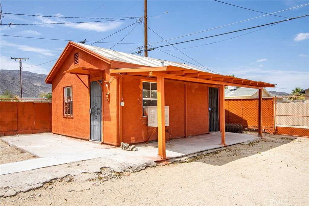 Image 32 of property listing at 6582 Manzanita Avenue, 29 Palms, CA 92277