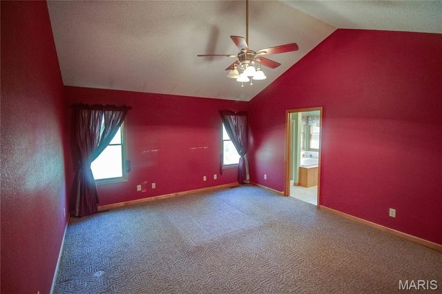 19383 Deer Run, Brighton, IL 62012