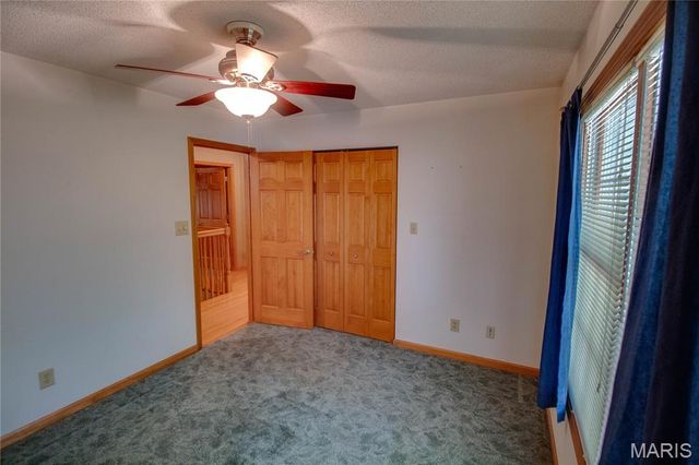 19383 Deer Run, Brighton, IL 62012