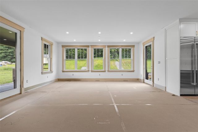 1502 Powers Run Rd, O'hara, PA 15238