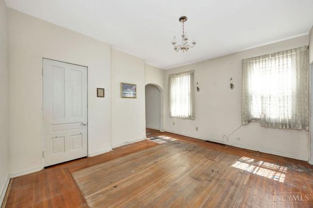 313 Washington Avenue, St Bernard, OH 45217