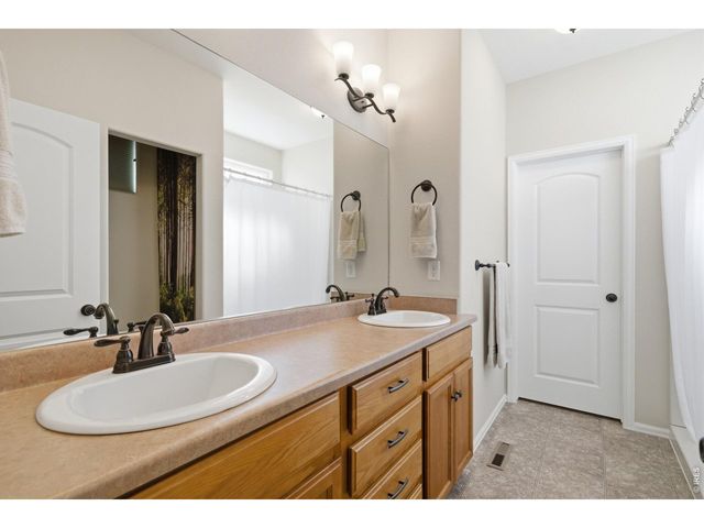 3465 Petrel Dr, Berthoud, CO 80513