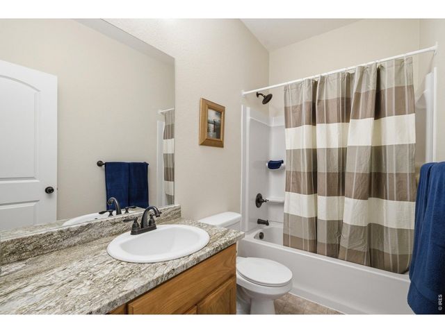 3465 Petrel Dr, Berthoud, CO 80513