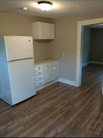 1119 Comstock Ave, Columbia, TN 38401
