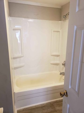1119 Comstock Ave, Columbia, TN 38401