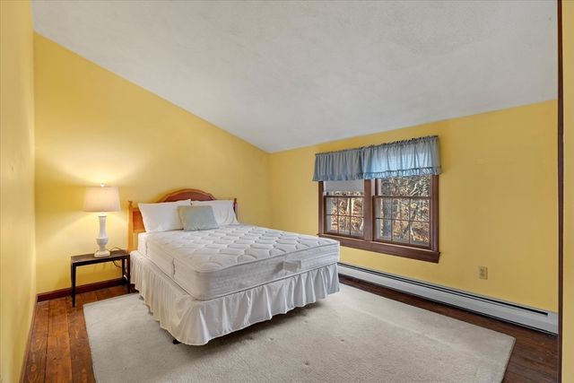 132 Stage Coach Dr, Chatham, MA 02659