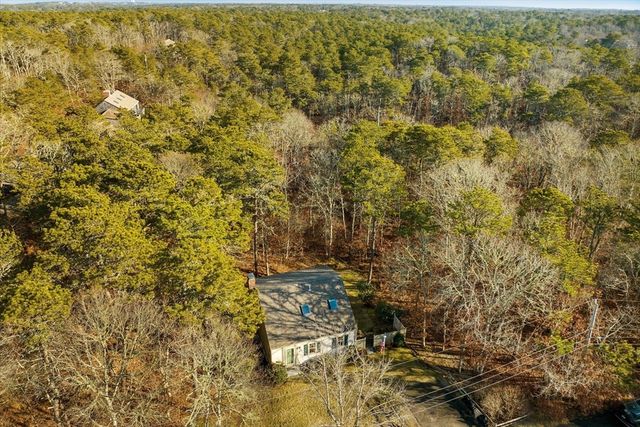 132 Stage Coach Dr, Chatham, MA 02659