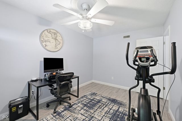 275 Inland Circle, Avon, IN 46123