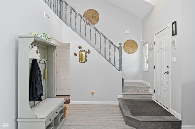 275 Inland Circle, Avon, IN 46123