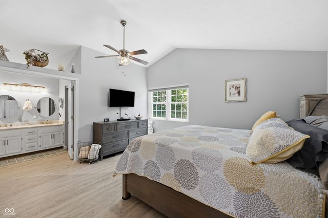 275 Inland Circle, Avon, IN 46123