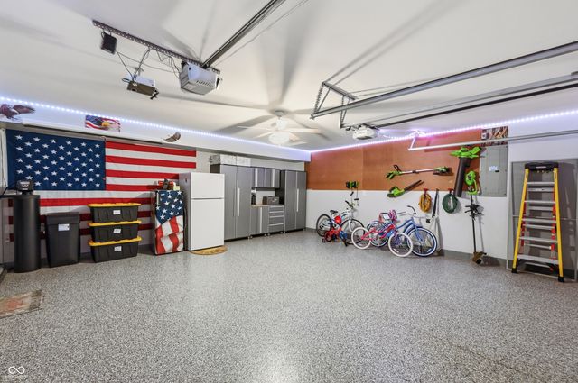 275 Inland Circle, Avon, IN 46123