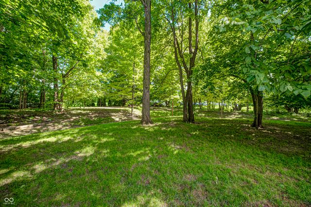 275 Inland Circle, Avon, IN 46123